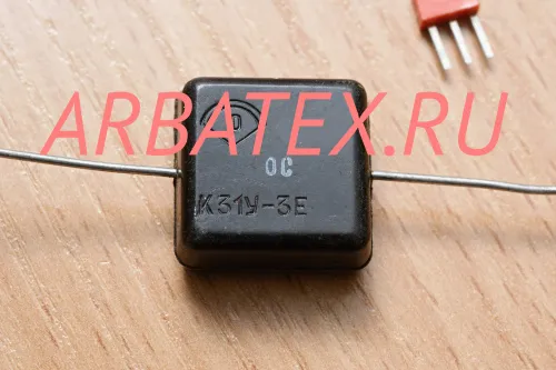 К31У-3Е 2 500в 180 пф